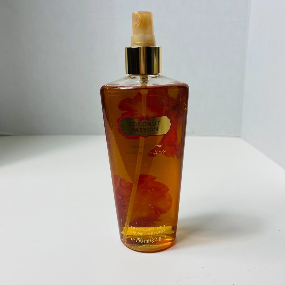 Victoria's Secret Coconut Passion Fragrance Body Mist Perfume 250 ml NEW - Picture 4 of 8